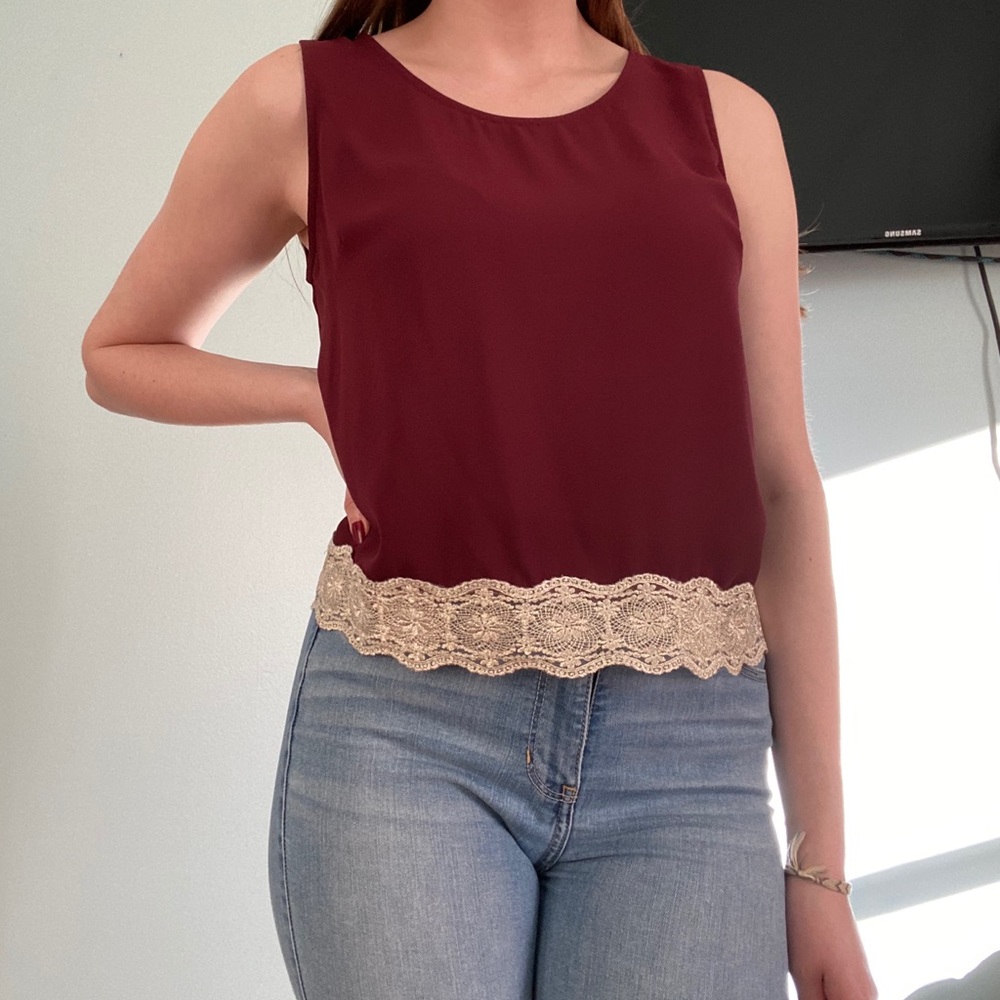 Burgundy Lace Detailed Tank Top